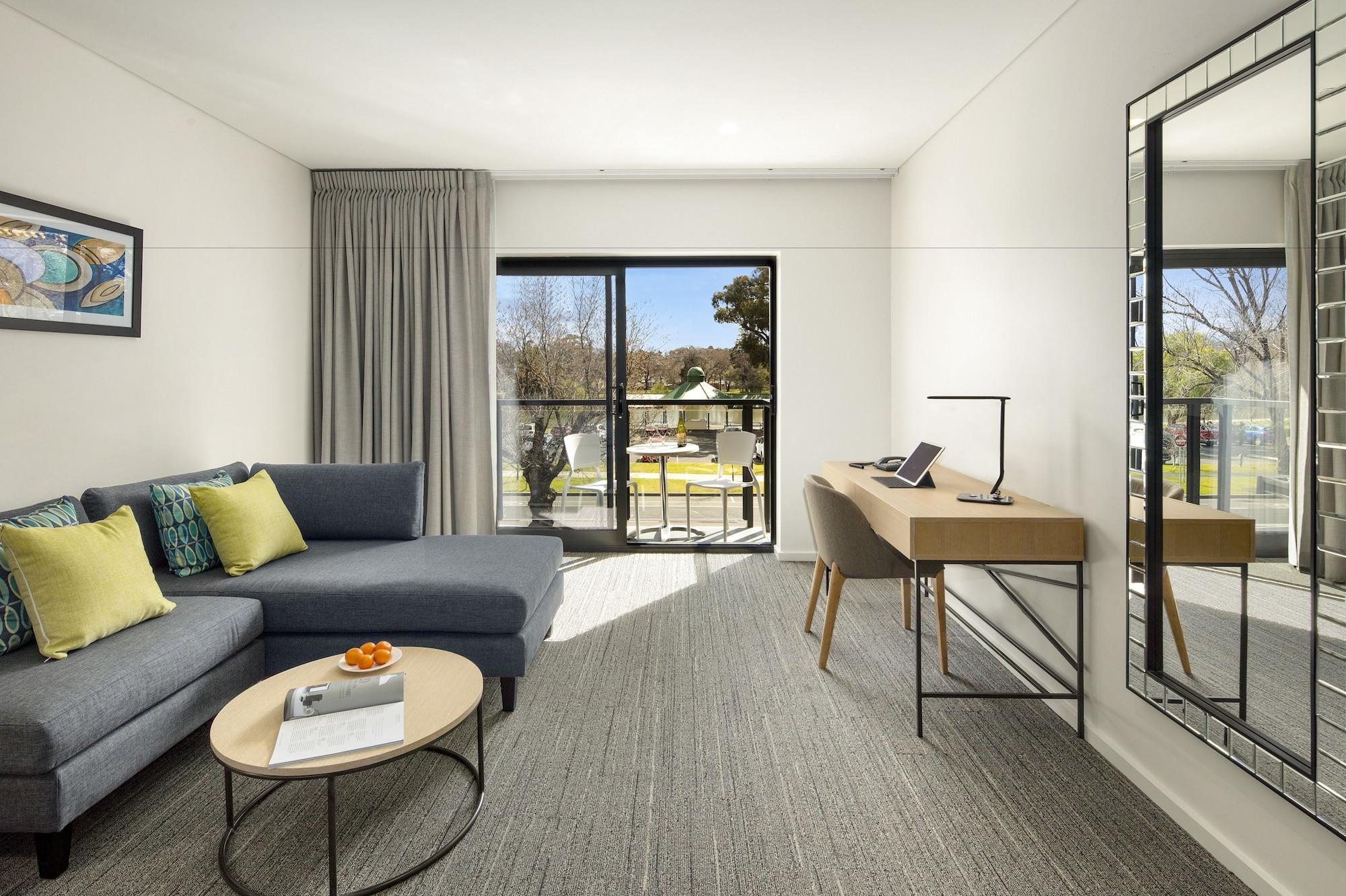 Quality Hotel Lakeside Bendigo Exterior photo