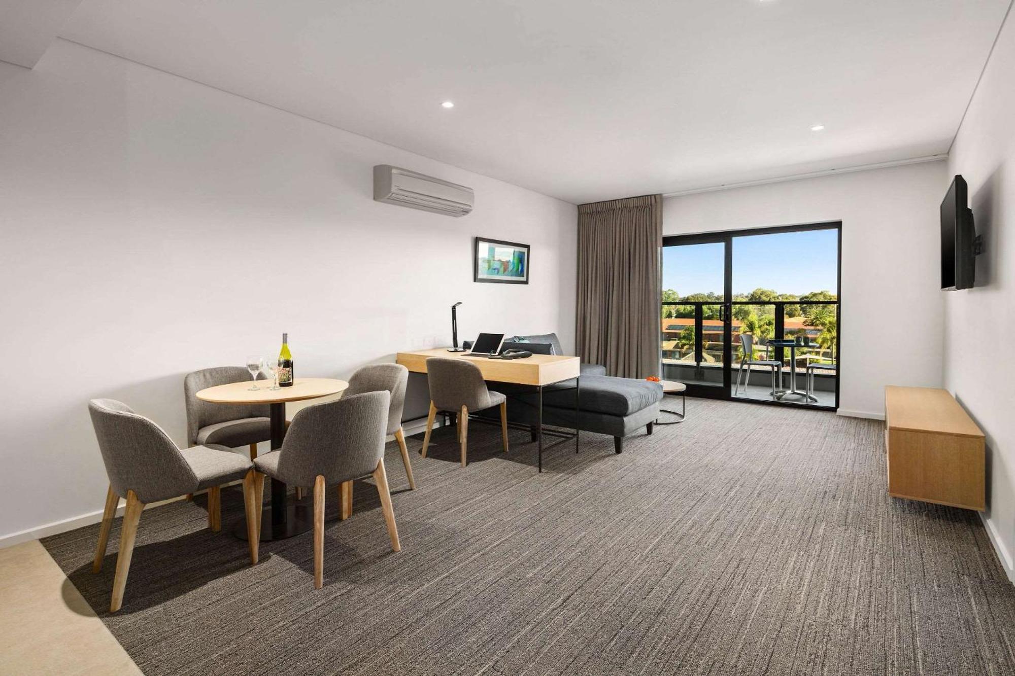 Quality Hotel Lakeside Bendigo Exterior photo