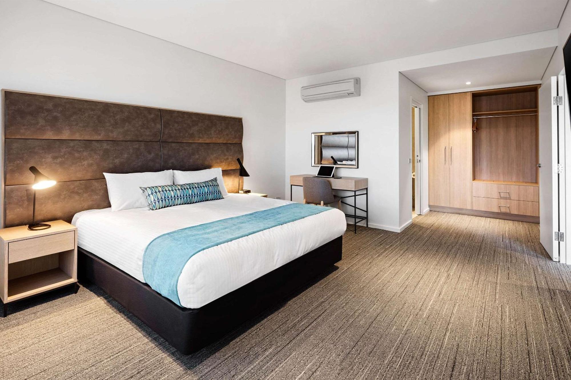 Quality Hotel Lakeside Bendigo Exterior photo