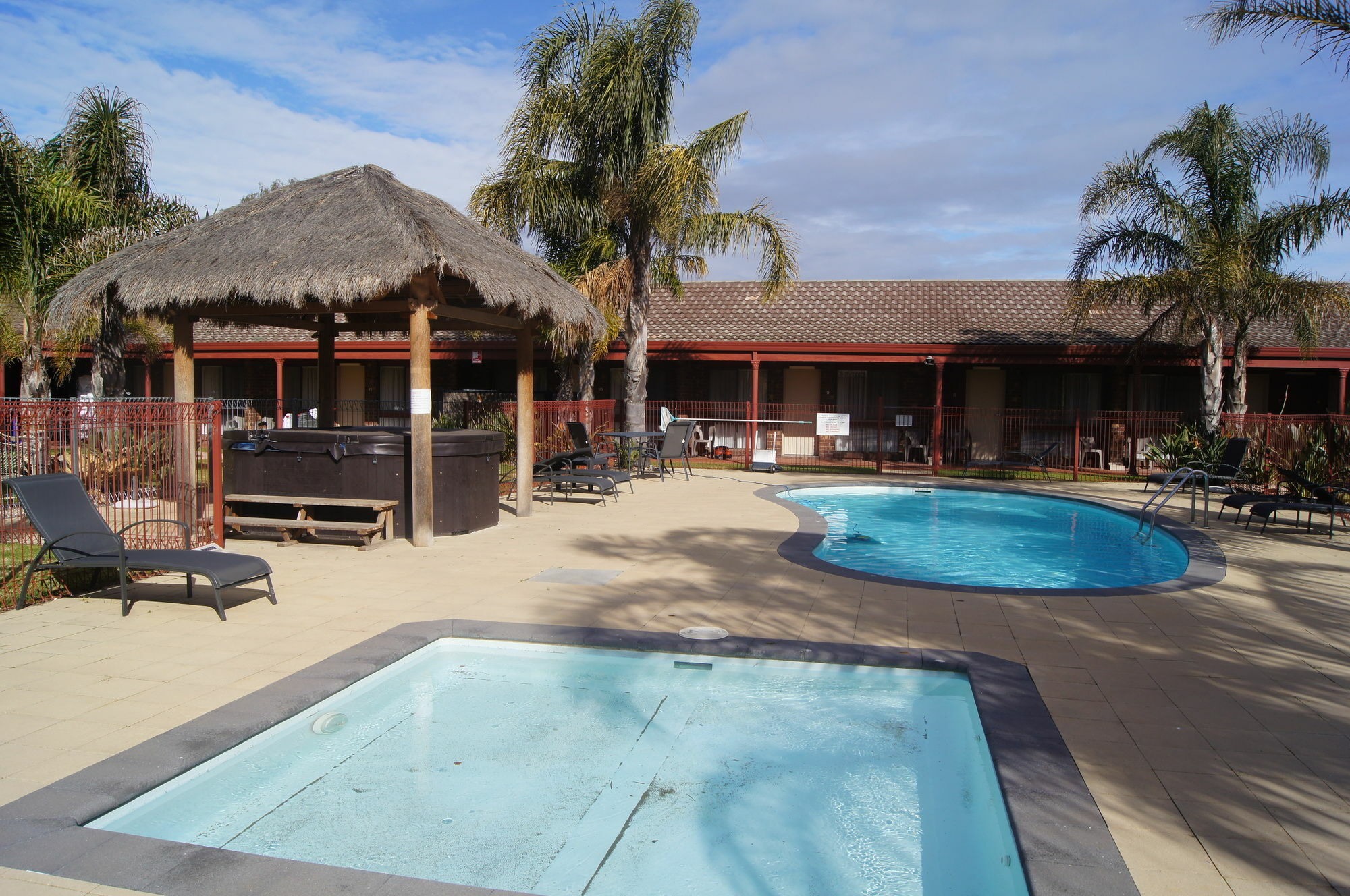 Quality Hotel Lakeside Bendigo Exterior photo
